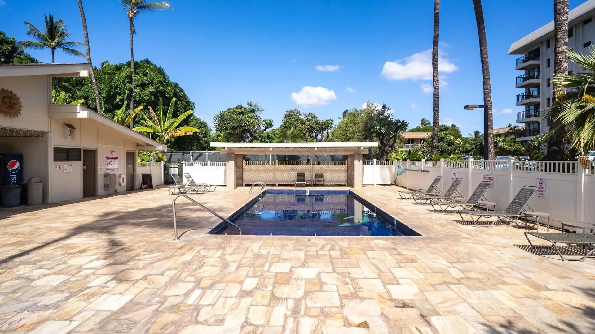 Kihei Akahi By Coldwell Banker Island Vacations Apartment Wailea