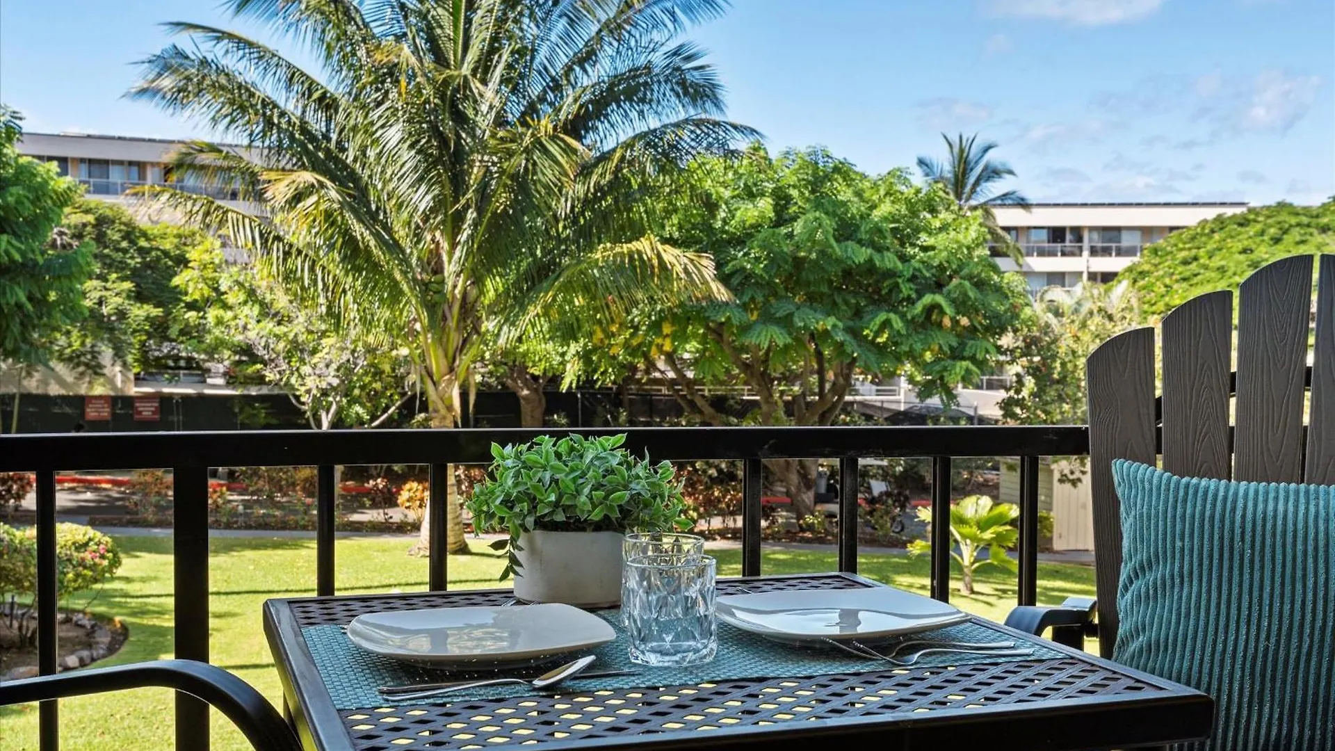 Kihei Akahi By Coldwell Banker Island Vacations Apartment Wailea